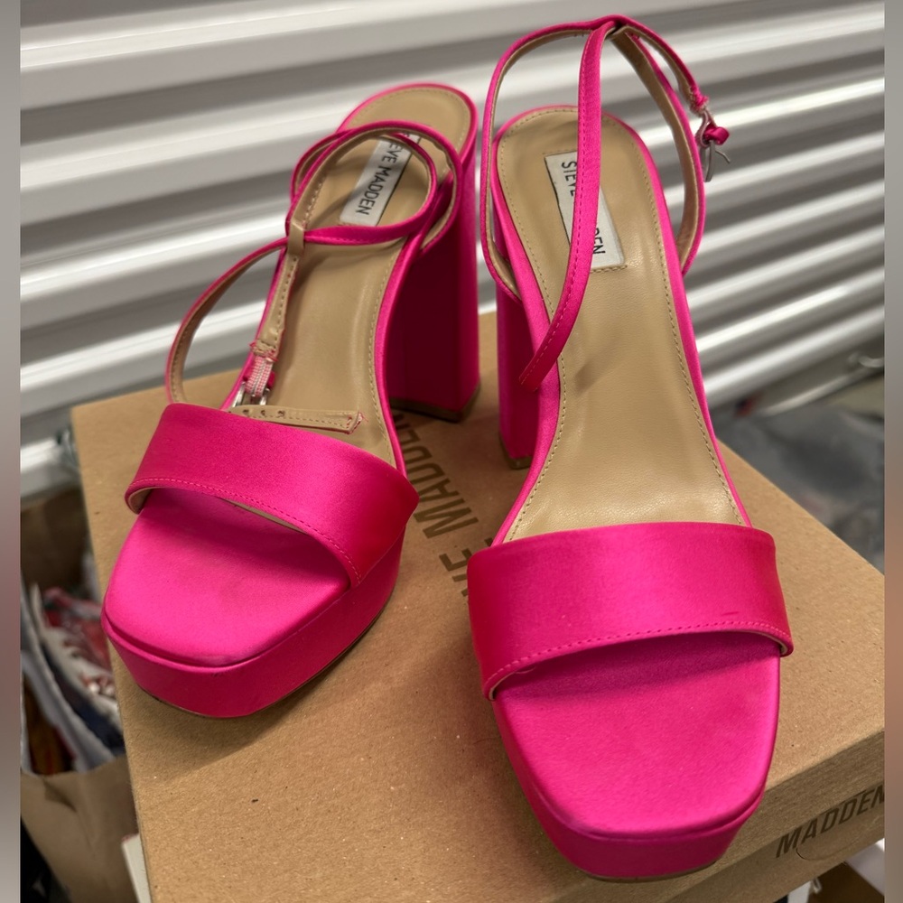 Steve Madden Lessa Pink Satin Platform Slingback Sandals